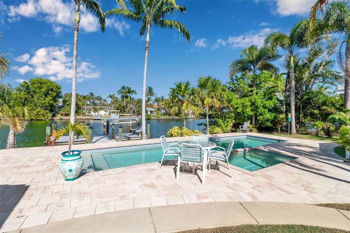 Image No.33-4 Bed Property for sale