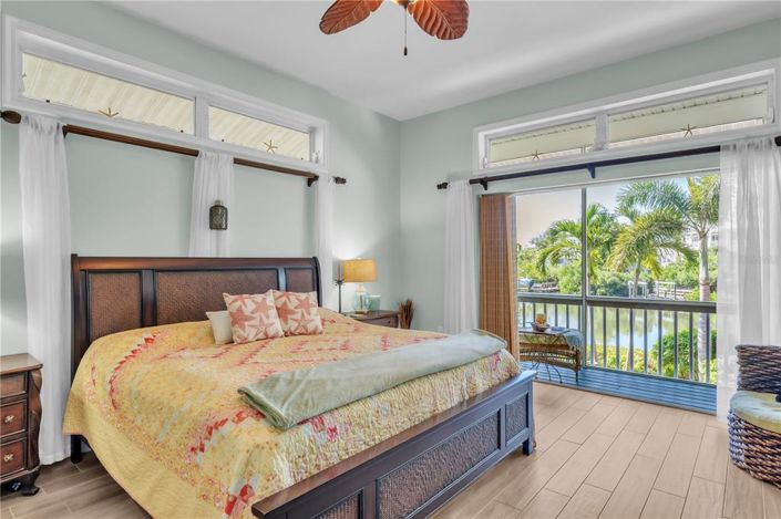 Image No.15-3 Bed Property for sale