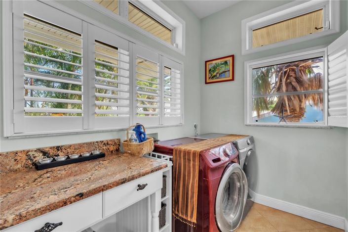 Image No.23-3 Bed Property for sale