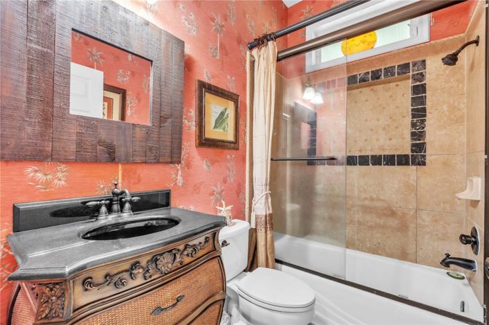 Image No.27-3 Bed Property for sale