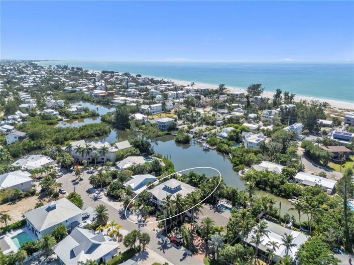 Image No.52-3 Bed Property for sale