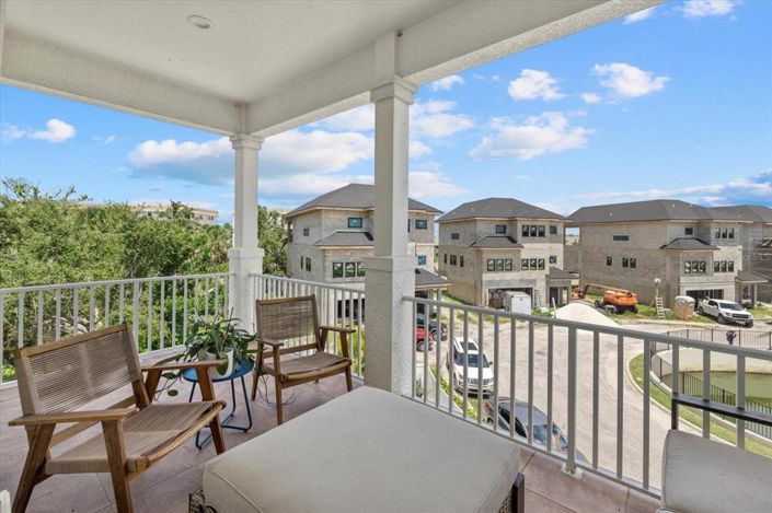 Image No.28-4 Bed Property for sale