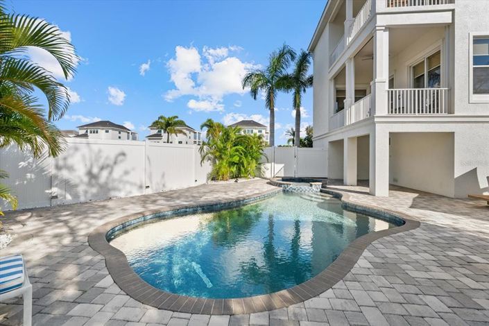 Image No.64-4 Bed Property for sale