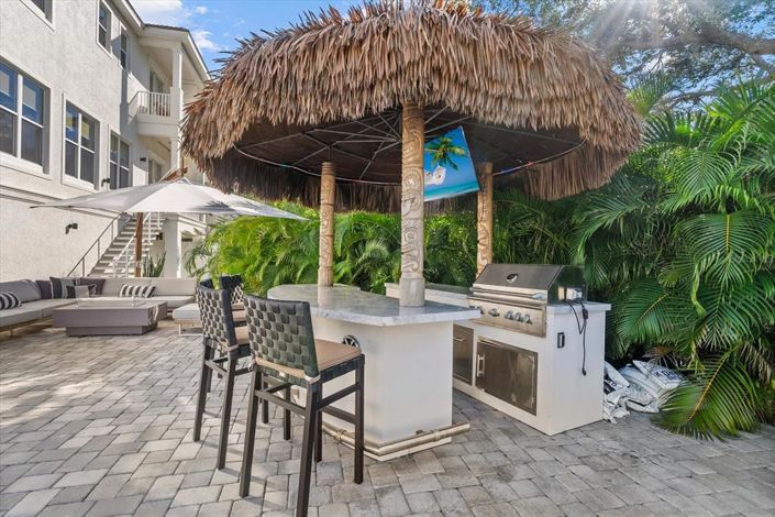 Image No.69-4 Bed Property for sale