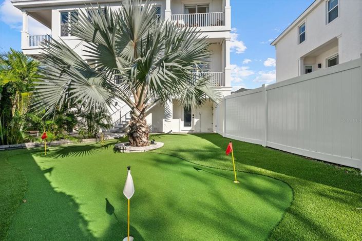 Image No.73-4 Bed Property for sale