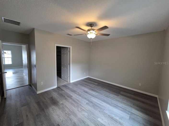 Image No.3-Propriété de 4 chambres à vendre à Davenport