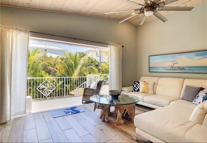 Image No.11-3 Bed Property for sale