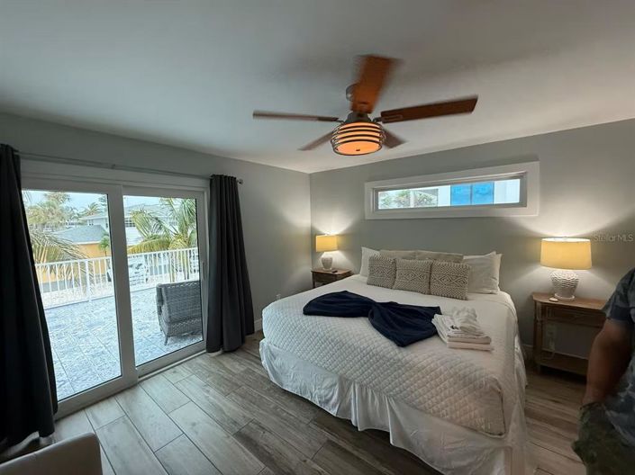 Image No.28-3 Bed Property for sale