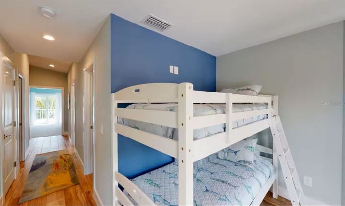 Image No.35-3 Bed Property for sale