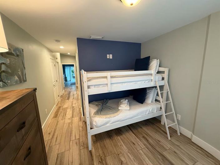 Image No.36-3 Bed Property for sale