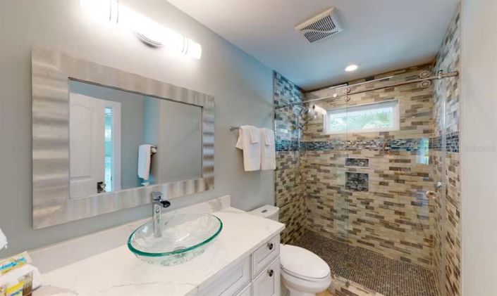 Image No.42-3 Bed Property for sale