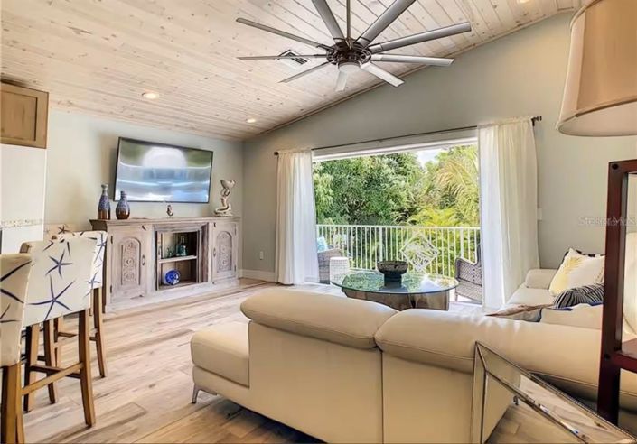 Image No.9-3 Bed Property for sale