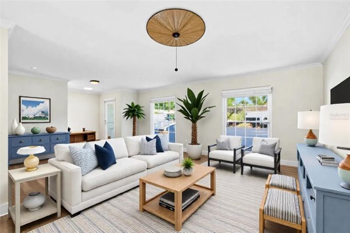 Image No.10-4 Bed Property for sale