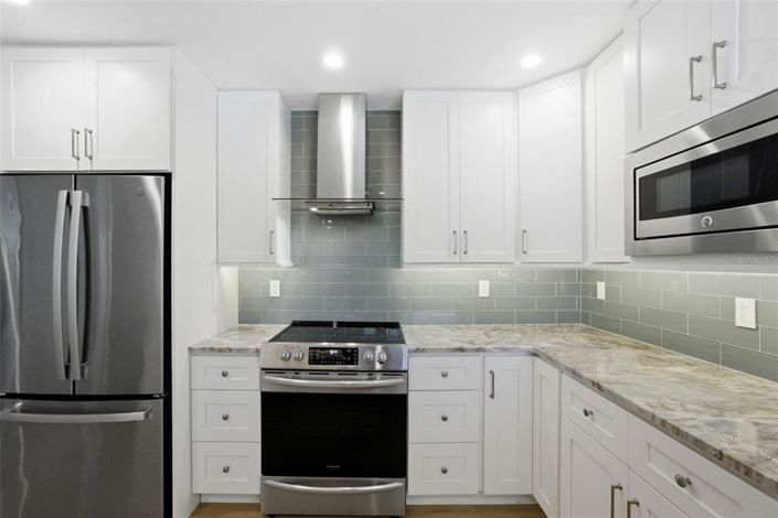 Image No.24-4 Bed Property for sale