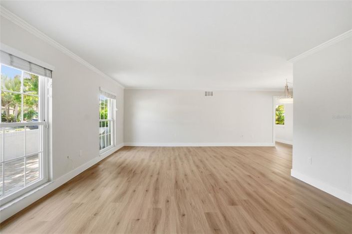 Image No.8-Propriété de 4 chambres à vendre à Sarasota