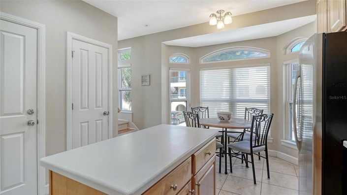 Image No.14-3 Bed Townhouse for sale