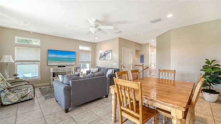 Image No.23-3 Bed Townhouse for sale