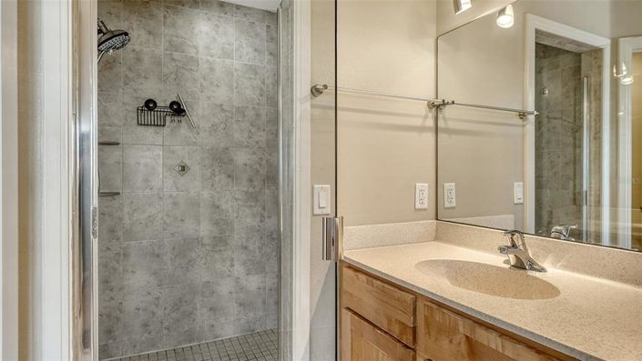 Image No.33-3 Bed Townhouse for sale