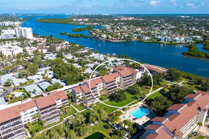 Image No.1-2 Bed Property for sale