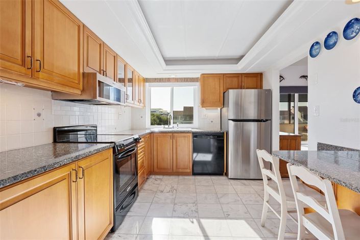 Image No.10-2 Bed Property for sale