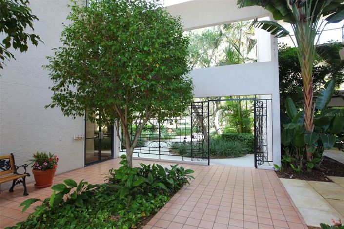 Image No.42-2 Bed Property for sale