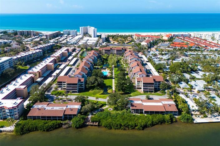 Image No.52-2 Bed Property for sale