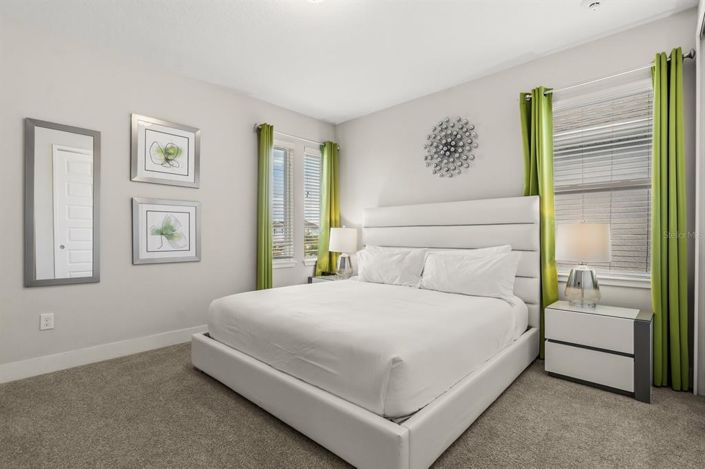 Image No.25-8 Bed Property for sale