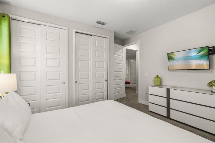 Image No.26-8 Bed Property for sale