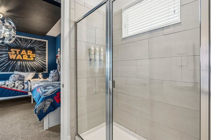 Image No.31-8 Bed Property for sale