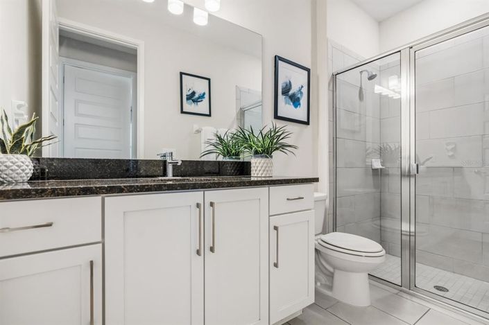 Image No.33-8 Bed Property for sale