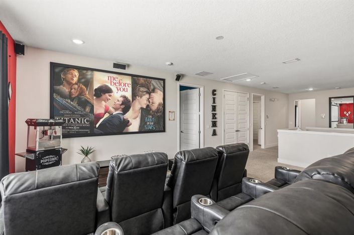 Image No.36-8 Bed Property for sale