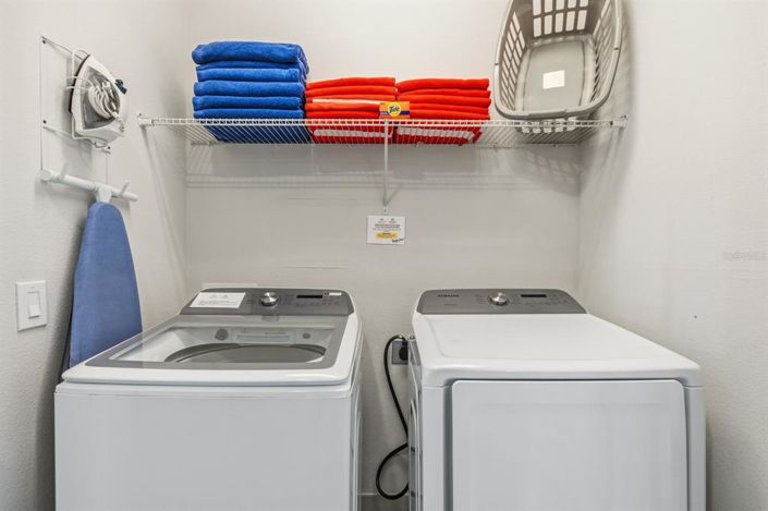 Image No.40-8 Bed Property for sale