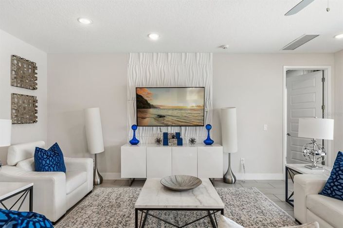 Image No.5-8 Bed Property for sale