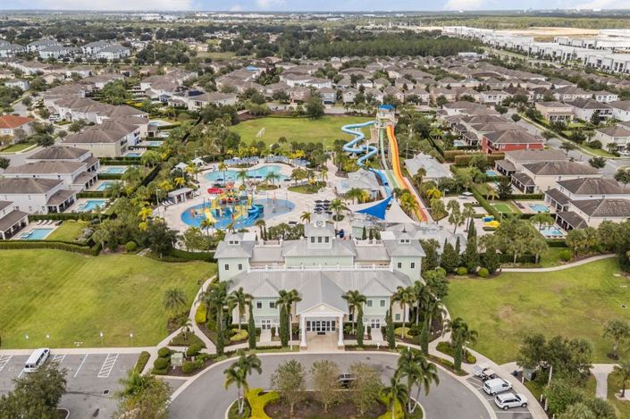 Image No.55-8 Bed Property for sale