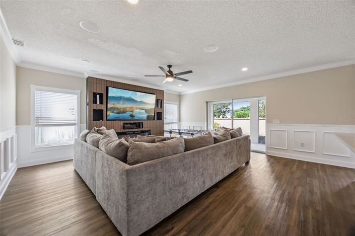 Image No.21-4 Bed Property for sale