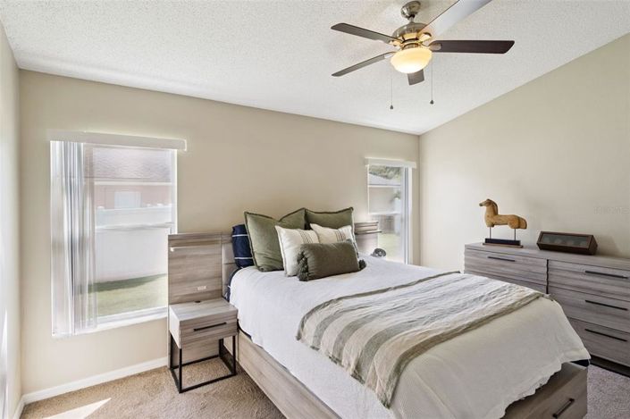 Image No.12-5 Bed Property for sale