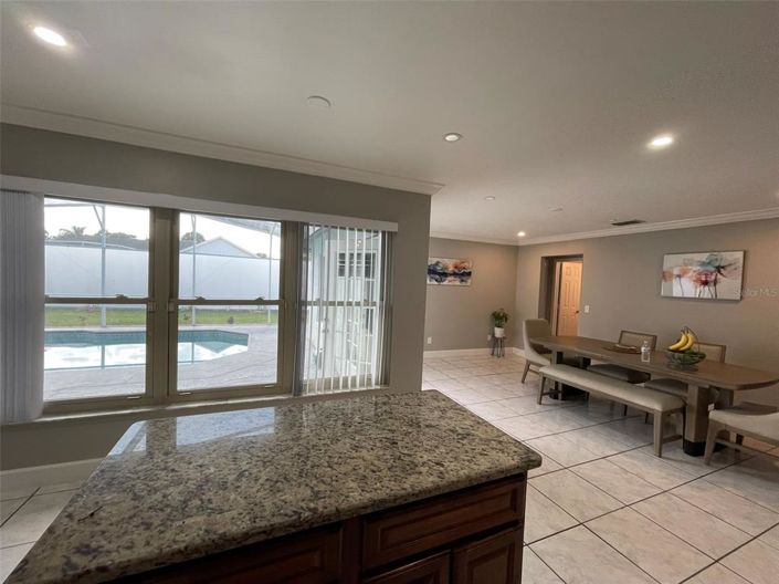 Image No.6-Propriété de 4 chambres à vendre à Kissimmee