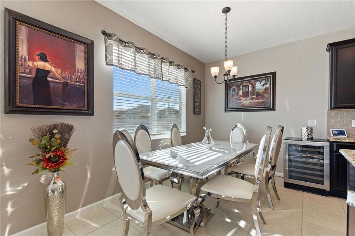 Image No.8-4 Bed Property for sale