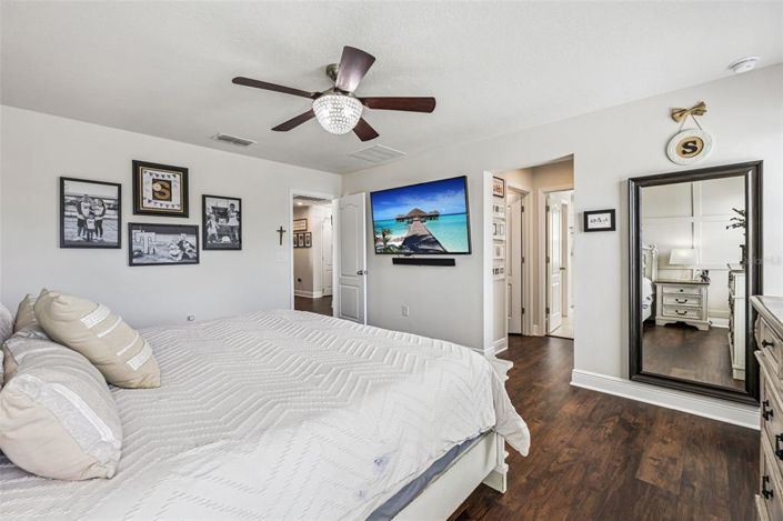 Image No.16-4 Bed Property for sale