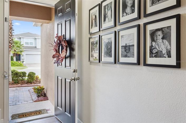 Image No.4-4 Bed Property for sale