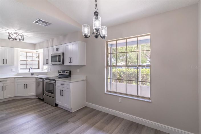 Image No.9-3 Bed Property for sale