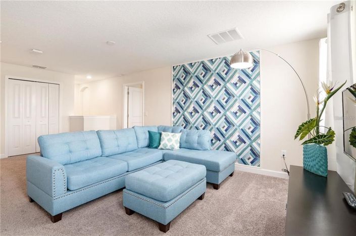 Image No.18-6 Bed Property for sale