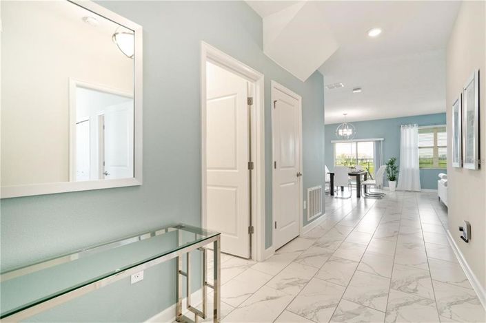 Image No.2-6 Bed Property for sale