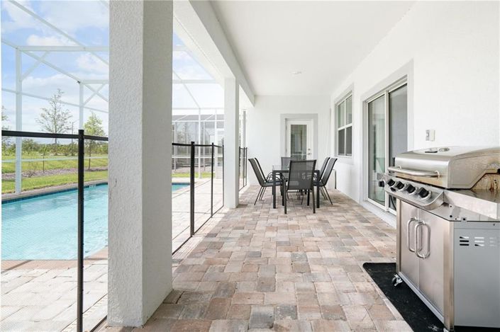 Image No.30-6 Bed Property for sale