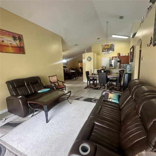 Image No.10-Propriété de 4 chambres à vendre à Davenport