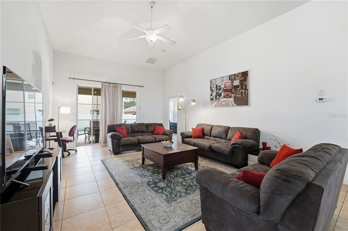 Image No.8-4 Bed Property for sale