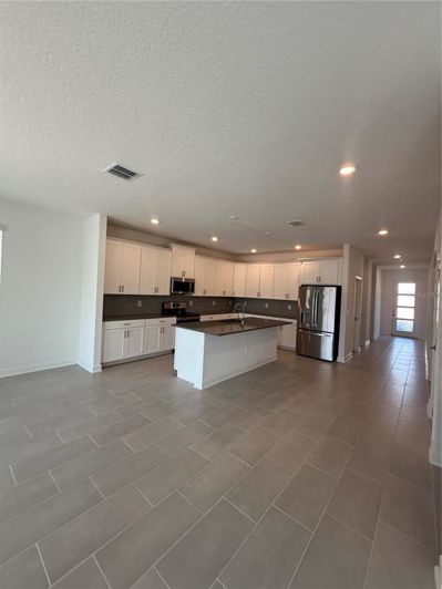 Image No.7-6 Bed Property for sale