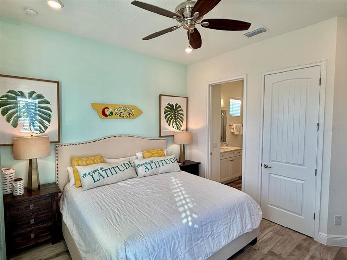 Image No.35-4 Bed Property for sale