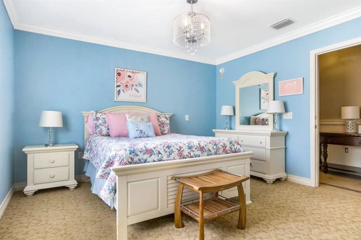 Image No.18-3 Bed Property for sale