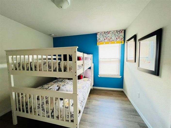 Image No.15-8 Bed Property for sale